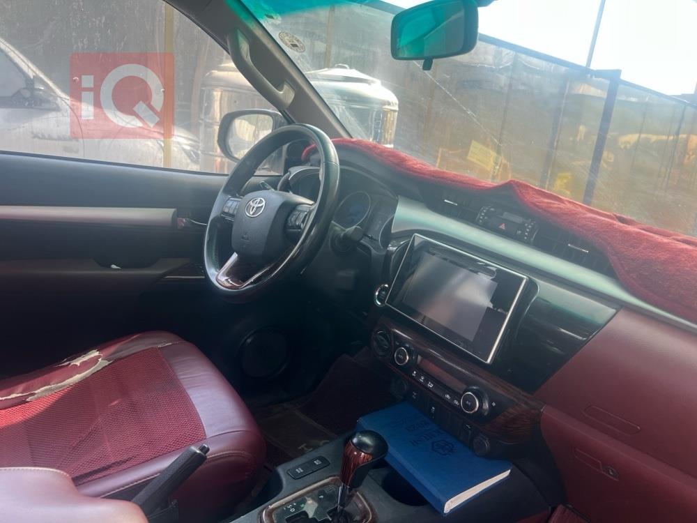 تويوتا هايلوكس